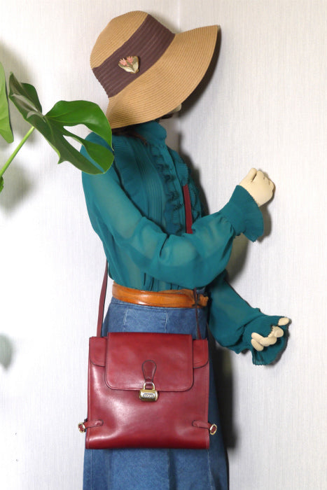 OLD Gucci　サイドポケット総皮ショルダー（ワイン）