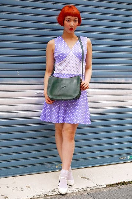 OLD Gucci アメーバ型斜めがけ（緑）