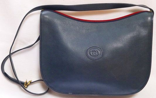 OLD Gucci アメーバ型斜めがけ（濃紺）