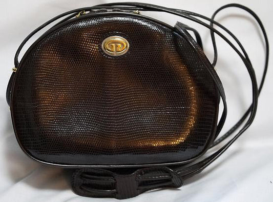 OLD Gucciチャーム付！半円ショルダー（茶）