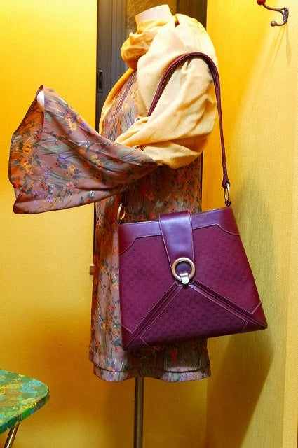 OLD Gucci レア！セミショルダー（ワインレッド）