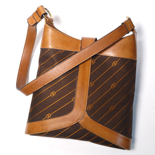 OLD Gucci レア！セミショルダー（流れ星）