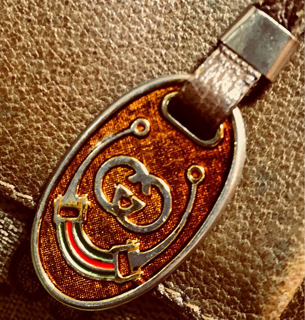 OLD Gucci 　半円シェリーショルダー（茶）