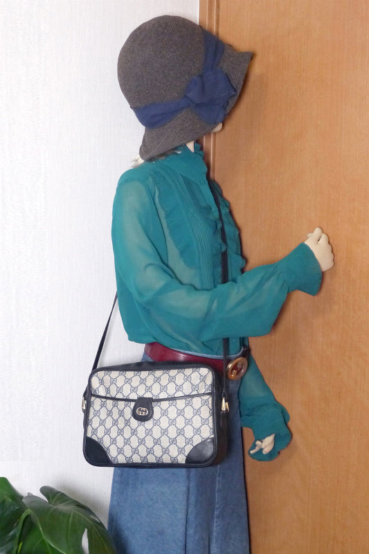 OLD Gucci シンプルGG柄モノグラムショルダー（青）