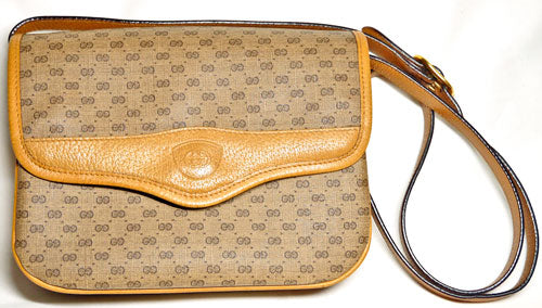 OLD Gucci マイクロGGキャメル3層ショルダー