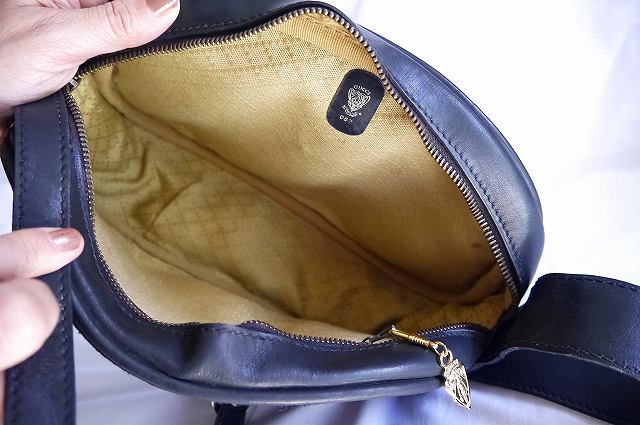 OLD Gucci UFOショルダー（ブラック）