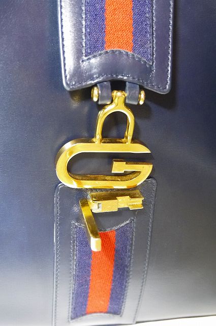 OLD Gucci ＜訳アリ＞レア！セミショルダー（紺）