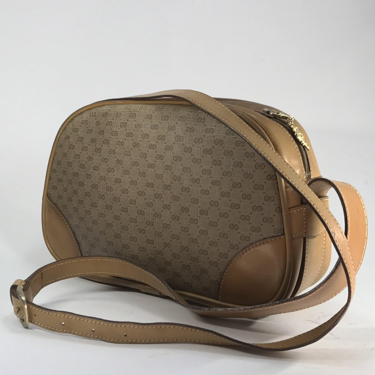 OLD Gucci UFOショルダー（マイクロGG・キャメル）