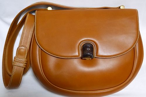 OLD Gucci総皮キャメル斜め掛けウッドショルダー