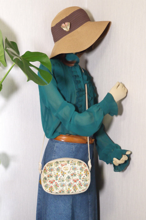 OLD Gucci FLORA  フローラ長方形ショルダー（白×黒）