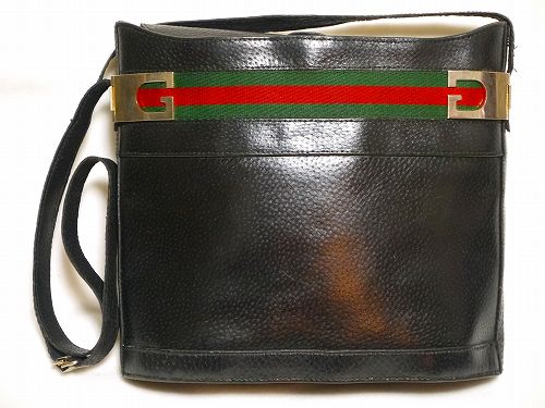 OLD Guccij　バケツ型斜め掛けショルダー（黒皮）