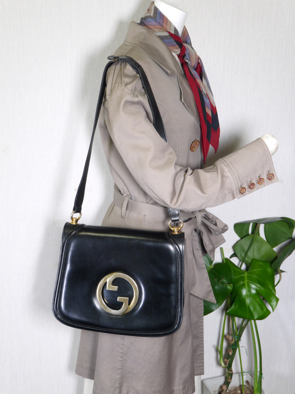 OLD Gucci  代表作!インターロッキング　総革ワンショルダー（黒）