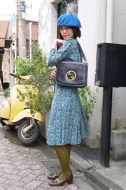 OLD Gucci インターロッキング60〜72ｓショルダー（濃紺）