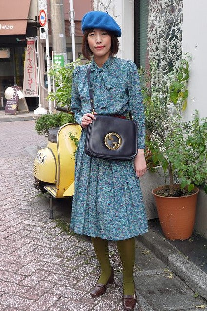 OLD Gucci インターロッキング60〜72ｓショルダー（濃紺）