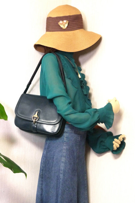 OLD Gucci  ２Way牛カウ　ショルダー（濃紺）