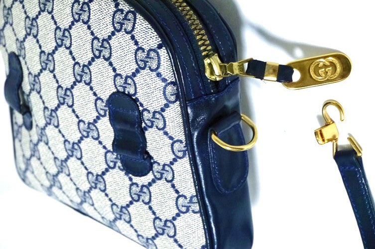 OLD Gucci　ゴルフピン付き２way ショルダー(ネイビー)