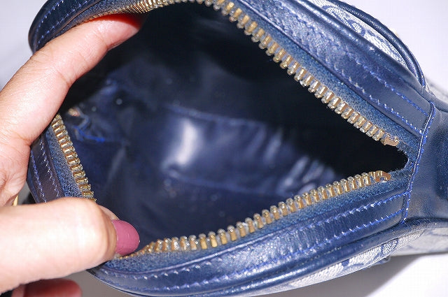 OLD Gucci　ゴルフピン付き２way ショルダー(ネイビー)