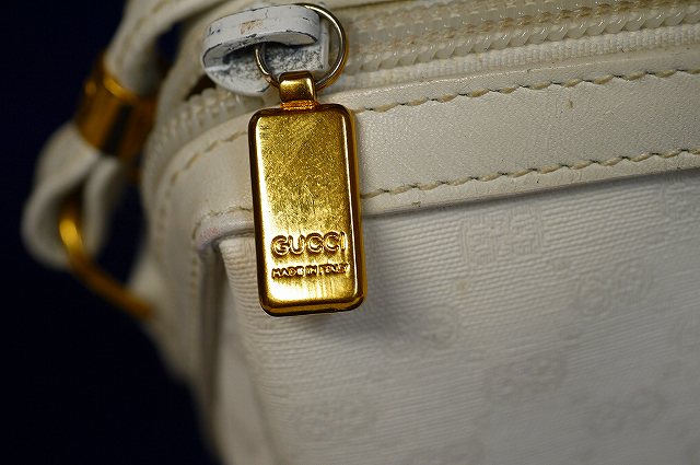OLD Gucci 　ポシェットショルダー（白）