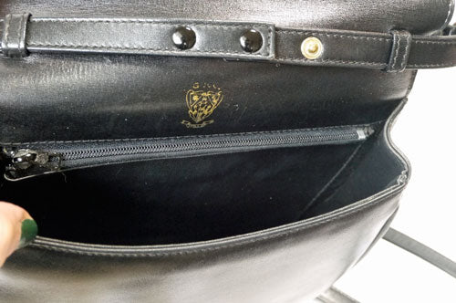 OLD Gucci　半丸ポシェット（総皮・黒）