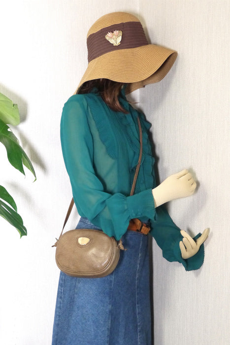 OLD Gucci　ミニポシェット（ピグスキン・カーキ）