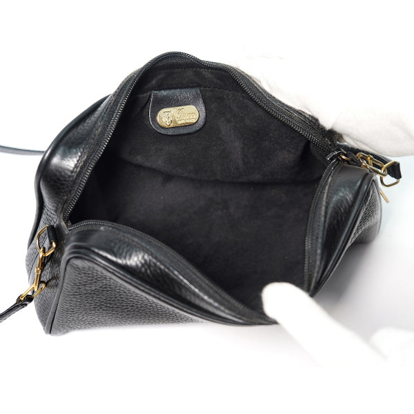 OLD Gucci　型押しレザーシンプル斜めがけショルダー（黒）