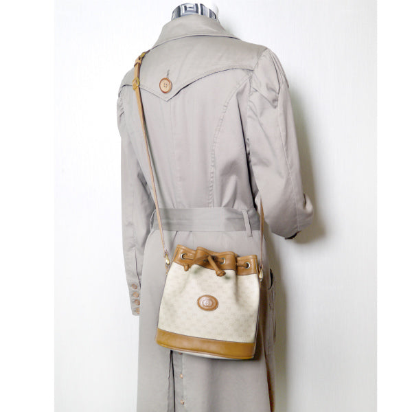 OLD Gucci　マイクロGG巾着ミニショルダー（キャメル×白）