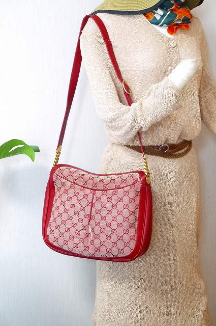 OLD Gucci　GGキャンパスショルダー（赤）