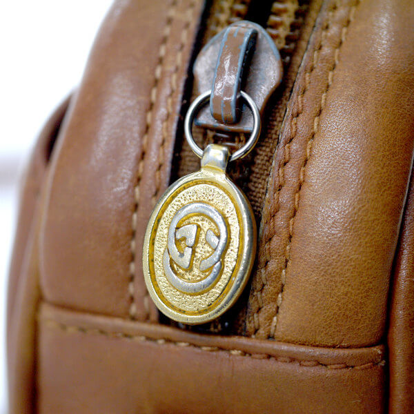 OLD Gucci　総革GGロゴ ミニポシェット（明茶）