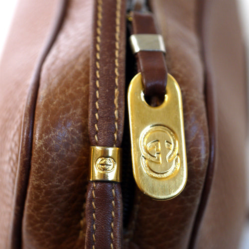 OLD Gucci　総皮斜めがけポシェット（キャメル）