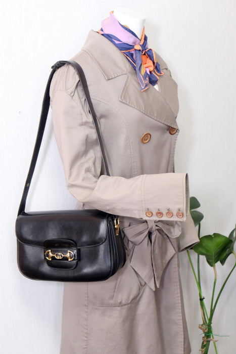 OLD Gucci＜訳あり＞総革ビット&GG金具ショルダー(黒)