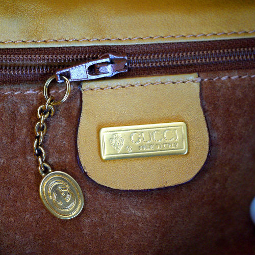 OLD Gucci ラム巾着型ショルダー（ベージュ）