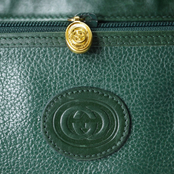 OLD Gucci　GGエンボスロゴ型押しレザーショルダー（緑）