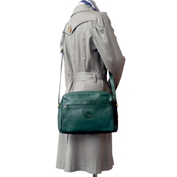 OLD Gucci　GGエンボスロゴ型押しレザーショルダー（緑）