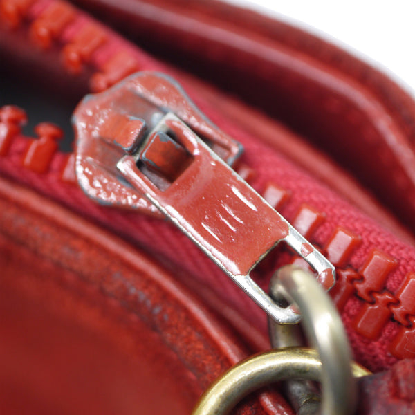 OLD Gucci<使用感あり＞スエード豪華チェーンショルダー（赤）