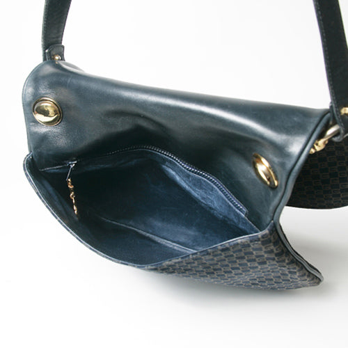 OLD Gucci  ７０ｓスクエアGGショルダー（紺スエード）