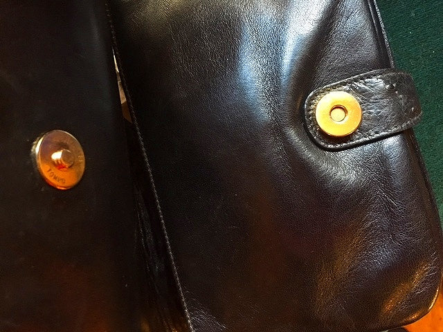 OLD Gucci オーストリッチ総皮ポシェット（黒）