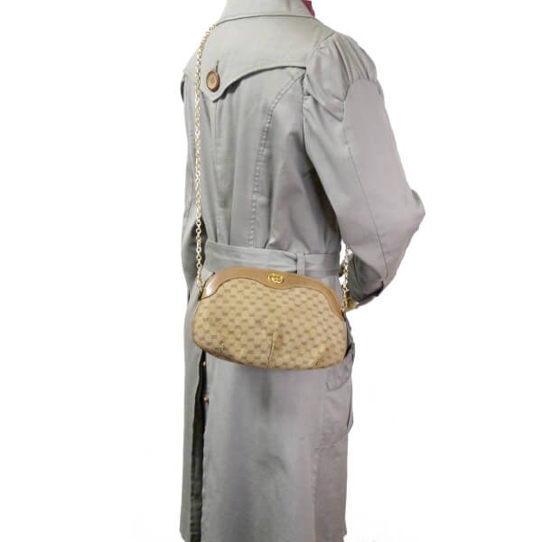 OLD Gucci　チェーン付きマイクロGGミニポシェット（ベージュ）