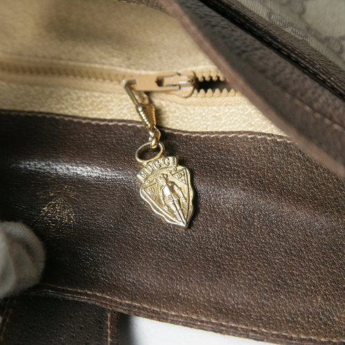 OLD Gucci GGシェリーショルダー（茶）