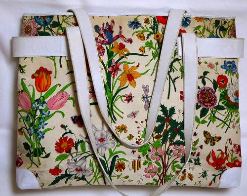 Gucci フローラトート(白)