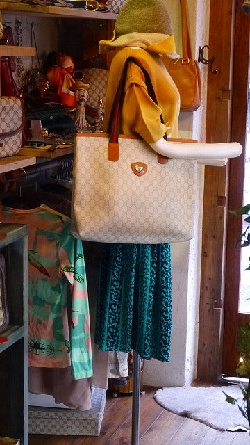 OLD Gucci Plus　ファスナー付きトートバッグ（キャメル・大）