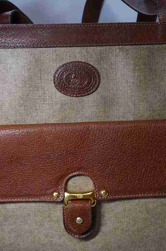 OLD Gucci  ポケット付きトートバッグ（ベージュ）