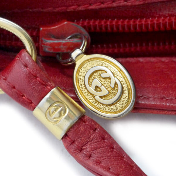 OLD GUCCI 80sGGエンボスロゴ総革ショルダー（赤）