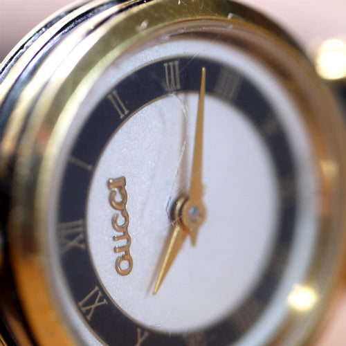 OLD Gucci <訳あり>バングルウオッチ（黒）