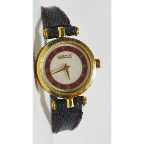 OLD Gucci バングルウオッチ（ワイン色）