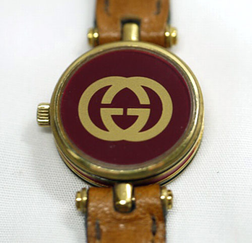 OLD Gucci シェリーフレーム腕時計