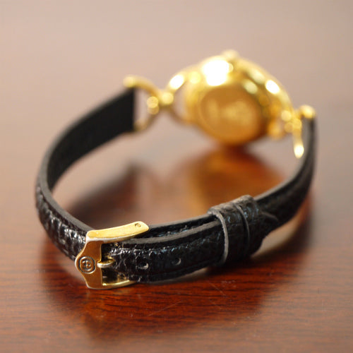 OLD Gucci サイドビッド腕時計