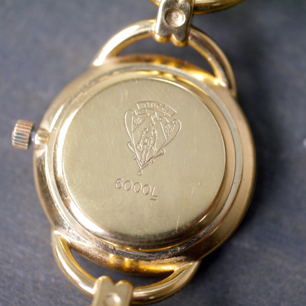 OLD Gucci ギリシャ数字 クロコ腕時計（赤）