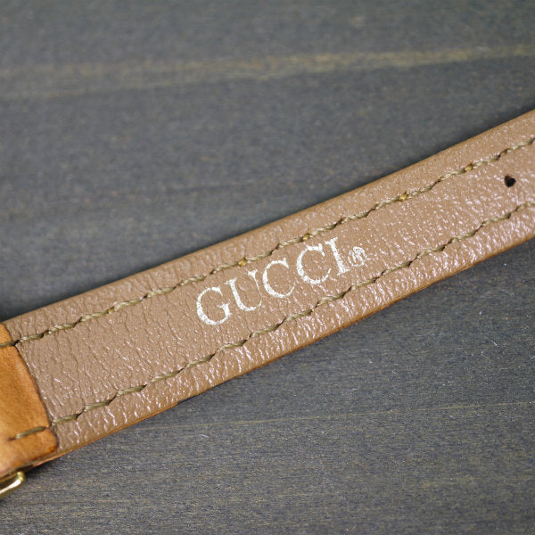 OLD Gucci レア!!総クレスト柄 腕時計（キャメル）