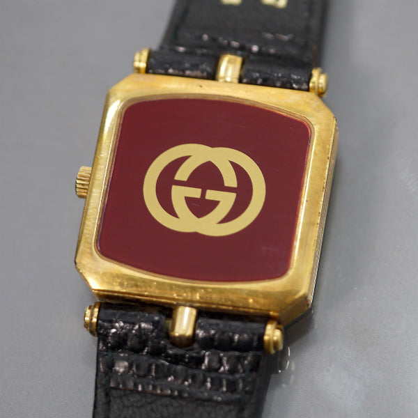 OLD Gucci サイドシェリー スクエア腕時計（リザード黒バンド）