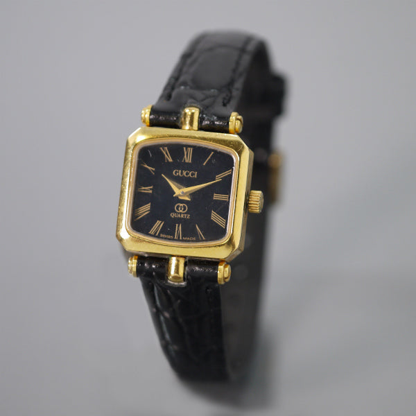 OLD Gucci クロコバンド スクエア腕時計（黒）
